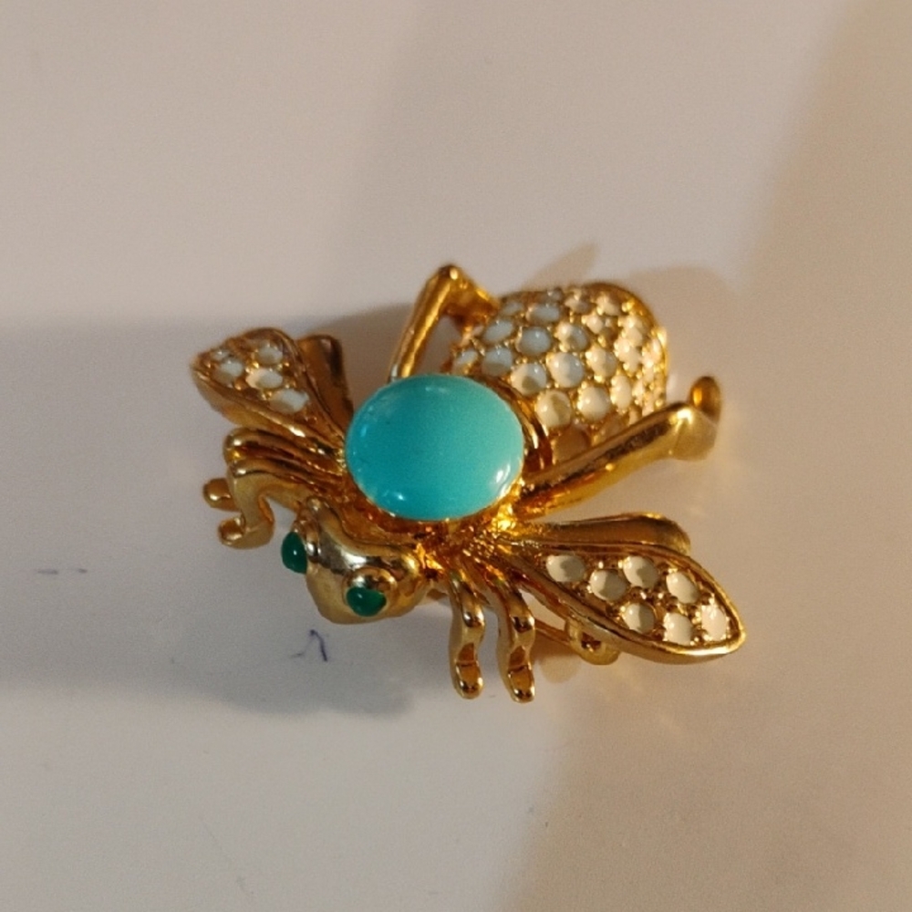 Vintage Enameled Bee Brooch/Pendant Gold Tone, Faux Turquoise